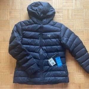 Arc’teryx Thorium AR Women’s. XL, black